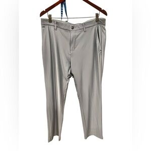 Adidas Gray Mens Golf Pants Size 35 x 32 Flat Front Light Weight UPF